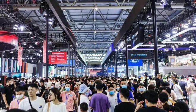 省心出行已是大势所趋，2023重庆车展混动车“唱主角”