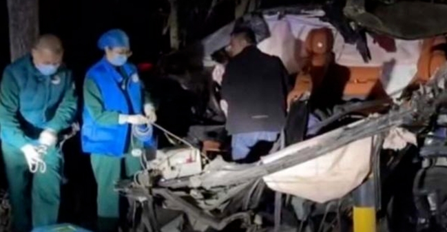 理想L7疑超速追尾致2死1伤，擅自公布数据避谈安全问题引热议