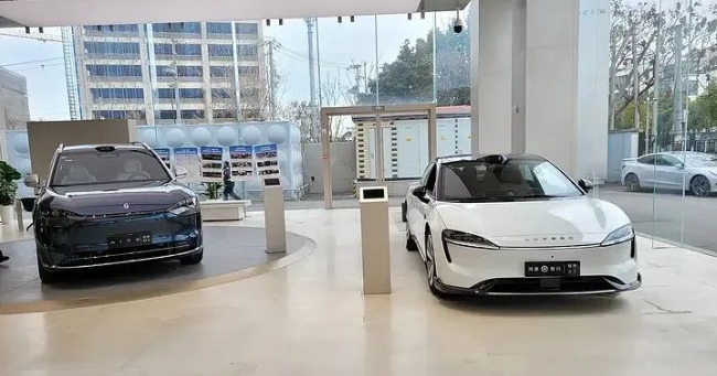 智界S7交付调查：提车等待三个月，交付混乱引准车主吐槽