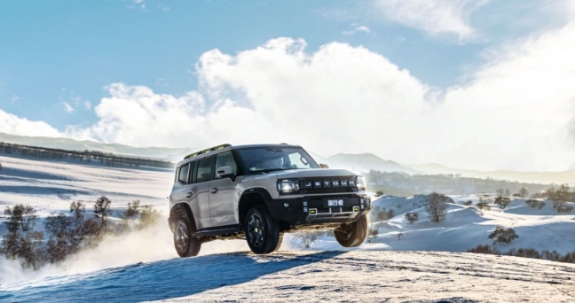 2.0T+四驱，捷途旅行者让你轻松玩转雪地穿越