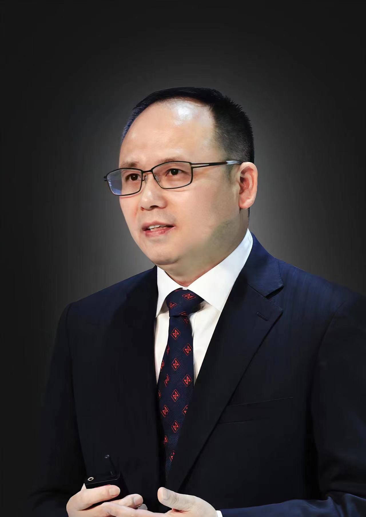 江铃股份高层调整：衷俊华接替金文辉任党委书记和第一执行副总裁