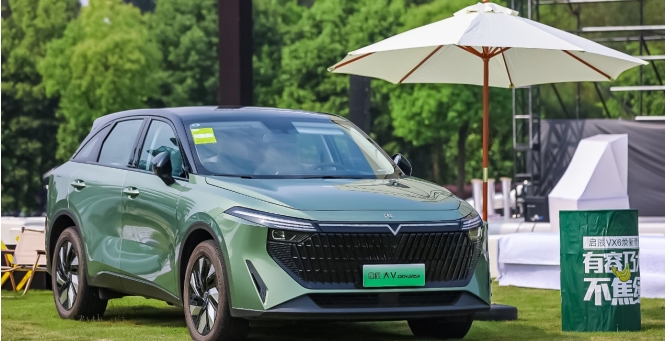 启辰VX6全系焕新登场，百变床车“有容乃大“