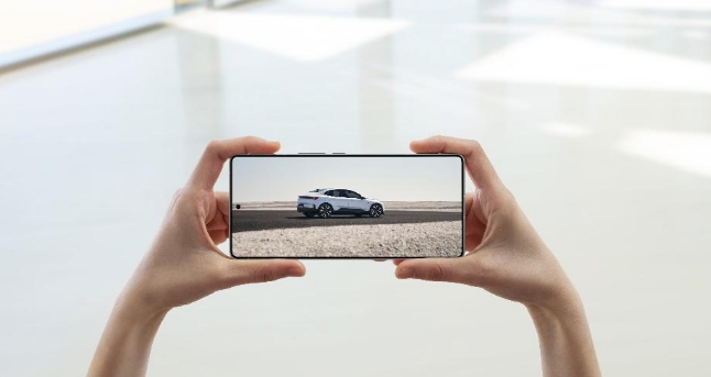 极星4双星互联版携Polestar Phone进阶上市，开启跨终端互联新纪元