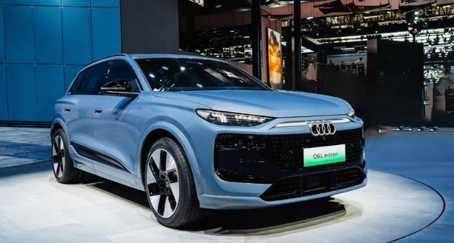 全新奥迪Q6L e-tron亮相北京车展，一汽奥迪电动化启新篇