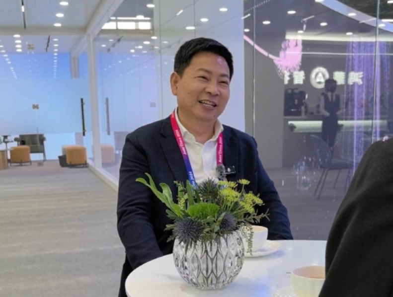 智界S7被余承东强烈“安利”，为何车主却不买账？