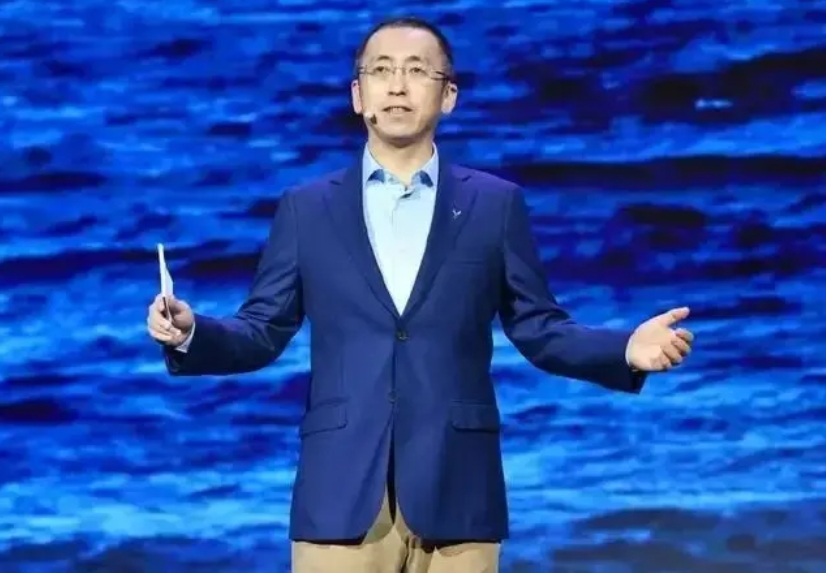 卢放：保持战略定力，推动新能源汽车高质量发展