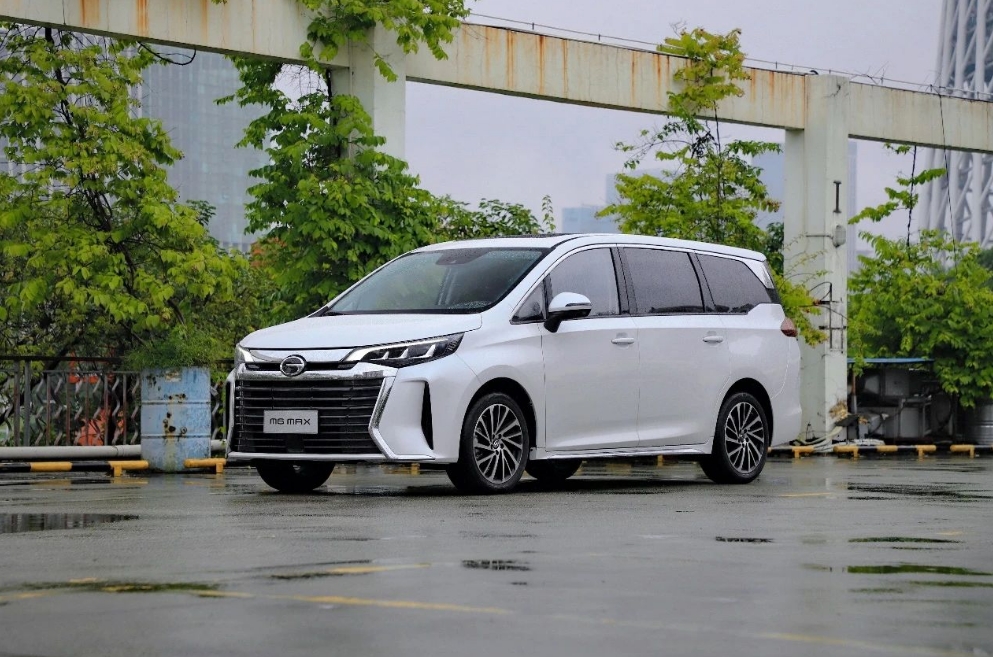 15万级“全能家用头号MPV”，传祺M6 MAX用实力说话