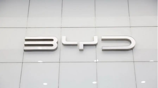 比亚迪持续“暴走”，7月销量同比增长30.5%，达342383辆