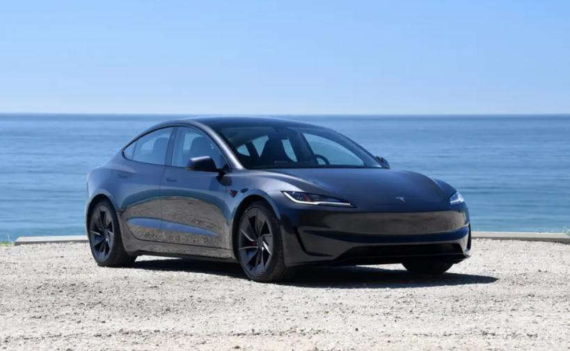 便宜3万块，没有皮座椅和后排屏的丐版Model 3你接受吗？