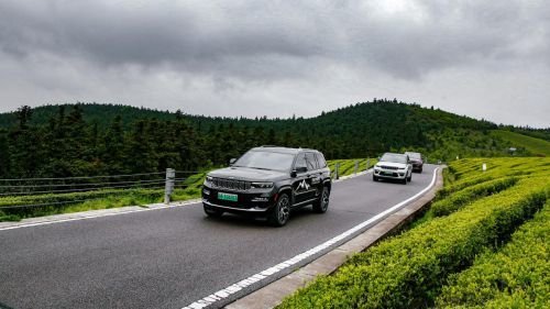 售价有惊喜？新款Jeep大切诺基4xe即将上市