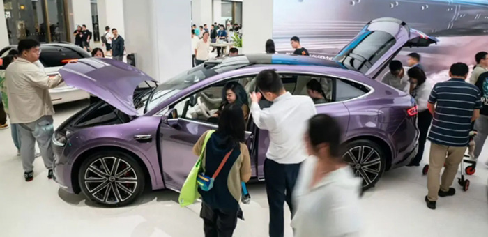比股市更旺的是车市，国庆黄金周新能源汽车卖爆了