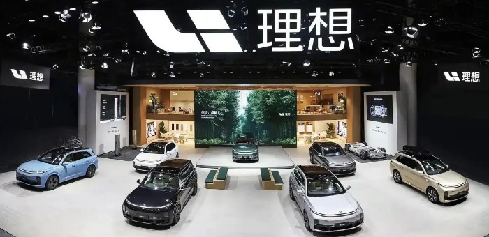 理想增长减缓，问界越追越近